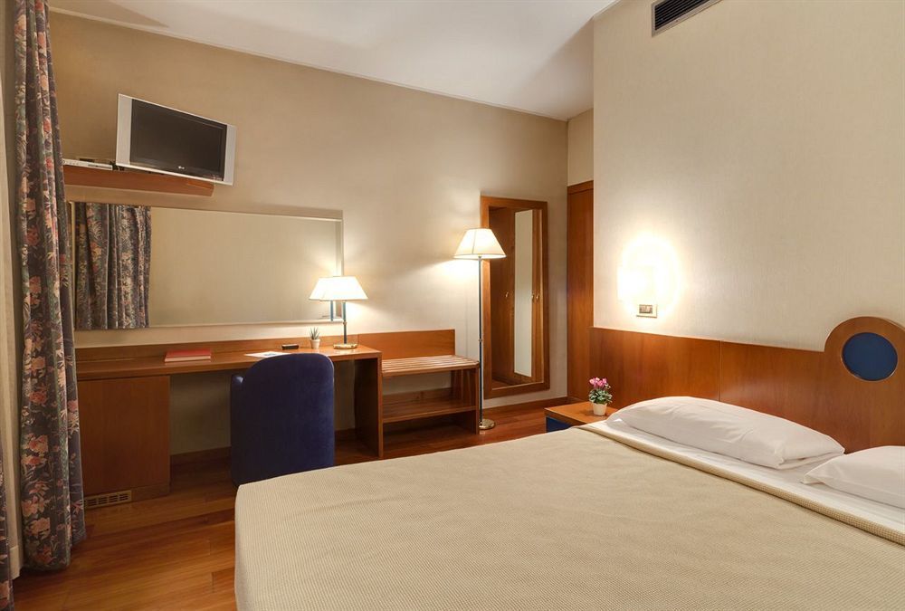 City Hotel Varese Exterior photo